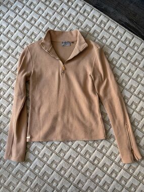 Lune Active x Barry’s Bootcamp Women’s Zip-Front Pullover The Moon Top in Camel
